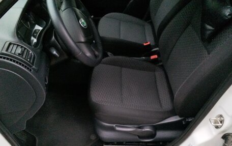 Skoda Fabia II, 2011 год, 425 000 рублей, 10 фотография