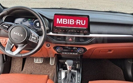KIA K3, 2022 год, 1 800 000 рублей, 8 фотография