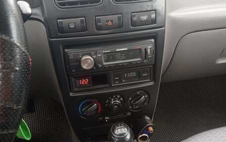 KIA Rio II, 2002 год, 250 000 рублей, 20 фотография
