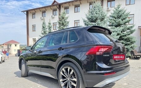 Volkswagen Tiguan II, 2019 год, 2 890 000 рублей, 5 фотография