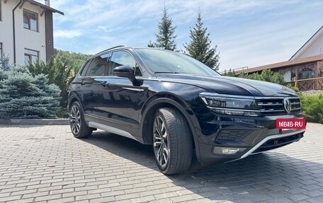 Volkswagen Tiguan II, 2019 год, 2 890 000 рублей, 3 фотография