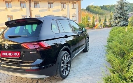 Volkswagen Tiguan II, 2019 год, 2 890 000 рублей, 12 фотография