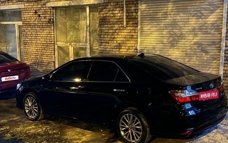 Toyota Camry, 2017 год, 3 650 000 рублей, 3 фотография