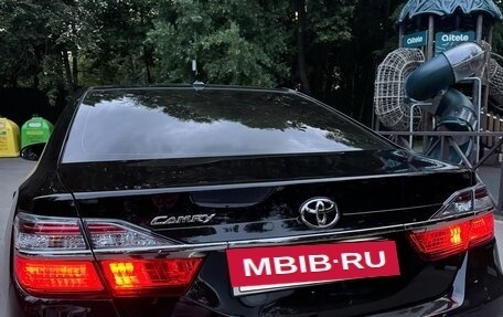 Toyota Camry, 2017 год, 3 650 000 рублей, 5 фотография