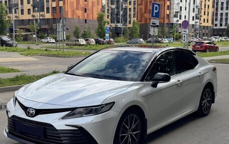 Toyota Camry, 2021 год, 2 650 000 рублей, 4 фотография