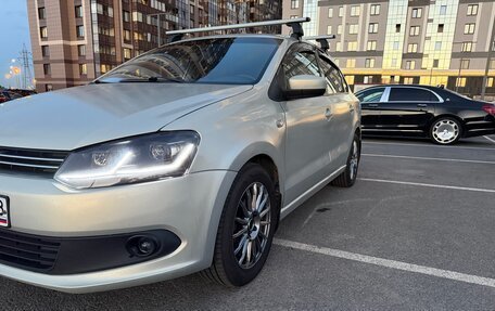 Volkswagen Polo VI (EU Market), 2012 год, 700 000 рублей, 18 фотография