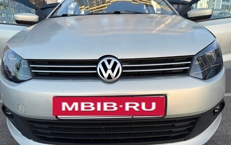 Volkswagen Polo VI (EU Market), 2012 год, 700 000 рублей, 19 фотография
