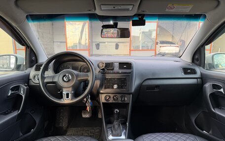 Volkswagen Polo VI (EU Market), 2012 год, 700 000 рублей, 33 фотография