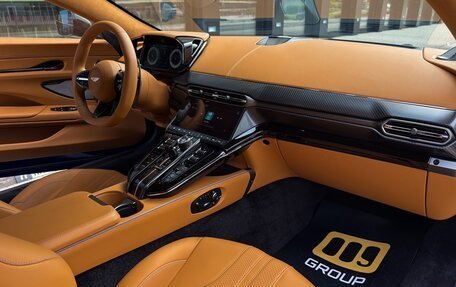 Aston Martin V8 Vantage IV, 2025 год, 13 фотография