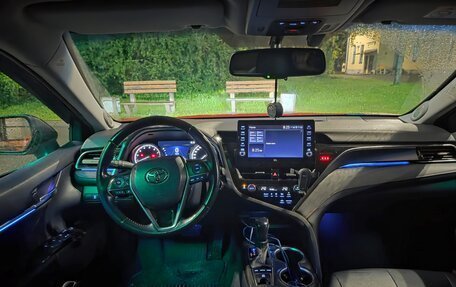 Toyota Camry, 2021 год, 3 500 000 рублей, 5 фотография