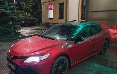 Toyota Camry, 2021 год, 3 500 000 рублей, 2 фотография