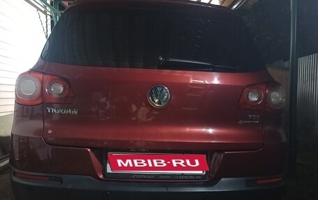 Volkswagen Tiguan I, 2011 год, 780 000 рублей, 2 фотография