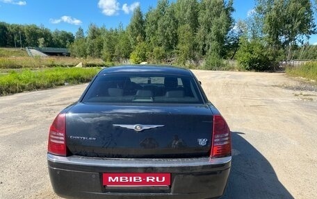 Chrysler 300C II, 2006 год, 870 000 рублей, 2 фотография
