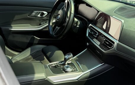 BMW 3 серия, 2020 год, 3 600 000 рублей, 19 фотография