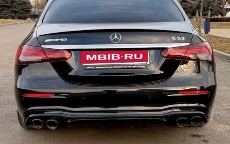 Mercedes-Benz E-Класс, 2021 год, 4 100 000 рублей, 8 фотография