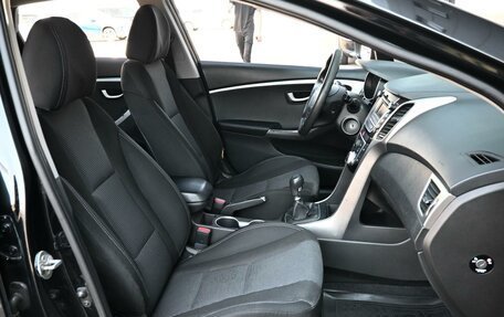 Hyundai i30 II рестайлинг, 2013 год, 899 000 рублей, 8 фотография