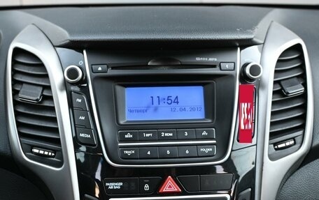 Hyundai i30 II рестайлинг, 2013 год, 899 000 рублей, 20 фотография