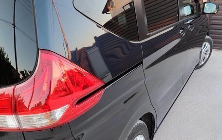 Honda Freed II, 2021 год, 1 900 000 рублей, 12 фотография