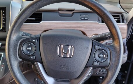 Honda Freed II, 2021 год, 1 900 000 рублей, 18 фотография
