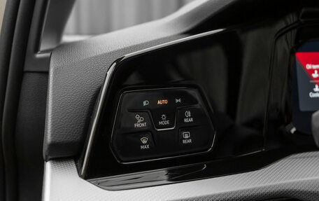 Volkswagen Golf VIII, 2021 год, 2 670 000 рублей, 25 фотография