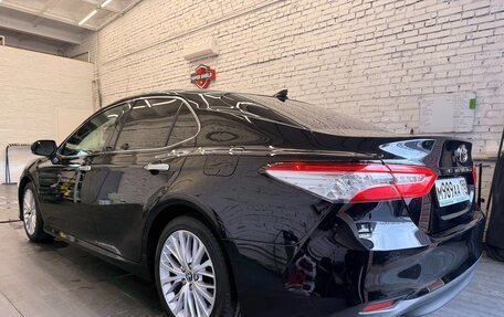 Toyota Camry, 2018 год, 3 150 000 рублей, 11 фотография