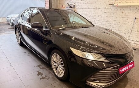 Toyota Camry, 2018 год, 3 150 000 рублей, 4 фотография