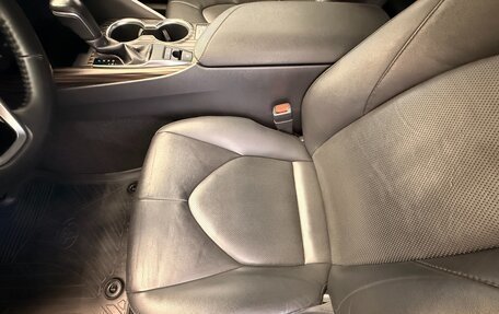 Toyota Camry, 2018 год, 3 150 000 рублей, 22 фотография