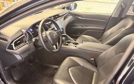 Toyota Camry, 2018 год, 3 150 000 рублей, 23 фотография
