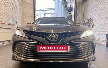 Toyota Camry, 2018 год, 3 150 000 рублей, 6 фотография