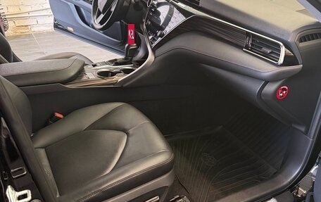 Toyota Camry, 2018 год, 3 150 000 рублей, 20 фотография