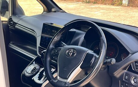 Toyota Esquire I, 2020 год, 2 450 000 рублей, 12 фотография