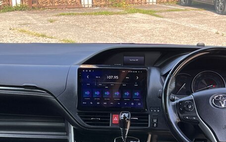 Toyota Esquire I, 2020 год, 2 450 000 рублей, 11 фотография