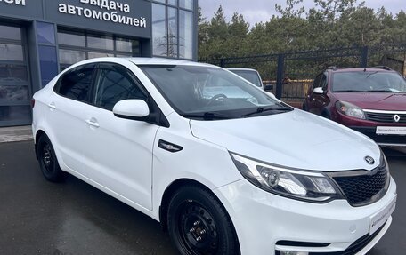 KIA Rio III рестайлинг, 2015 год, 979 000 рублей, 5 фотография