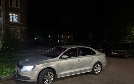 Volkswagen Jetta VI, 2012 год, 865 000 рублей, 15 фотография