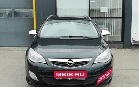 Opel Astra J, 2012 год, 700 000 рублей, 2 фотография