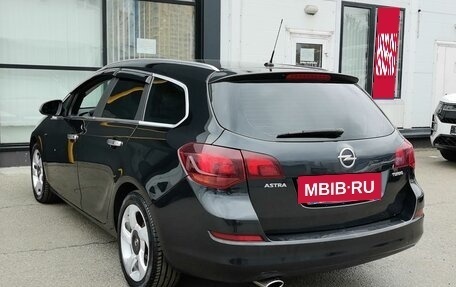 Opel Astra J, 2012 год, 700 000 рублей, 7 фотография