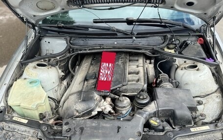 BMW 3 серия, 2000 год, 600 000 рублей, 11 фотография