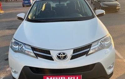 Toyota RAV4, 2015 год, 2 400 000 рублей, 1 фотография