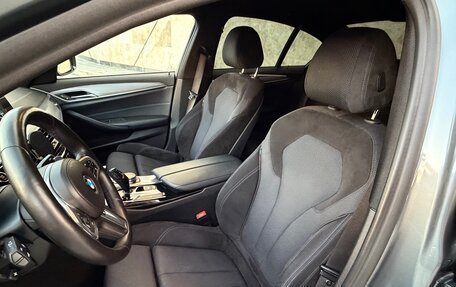 BMW 5 серия, 2018 год, 3 550 000 рублей, 16 фотография