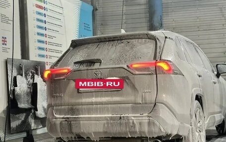 Toyota RAV4, 2020 год, 1 850 000 рублей, 4 фотография