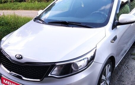 KIA Rio III рестайлинг, 2015 год, 1 000 000 рублей, 2 фотография