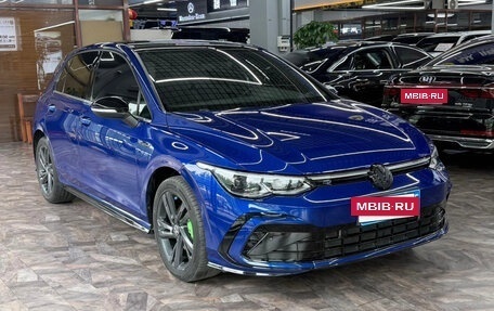 Volkswagen Golf VIII, 2023 год, 1 927 000 рублей, 4 фотография