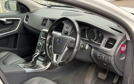 Volvo V60 I, 2017 год, 967 911 рублей, 11 фотография