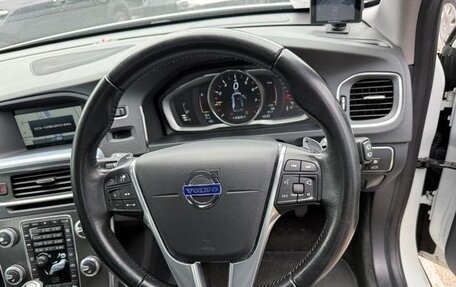 Volvo V60 I, 2017 год, 967 911 рублей, 18 фотография