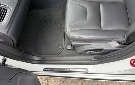 Volvo V60 I, 2017 год, 967 911 рублей, 14 фотография