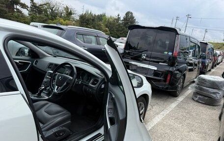 Volvo V60 I, 2017 год, 967 911 рублей, 16 фотография