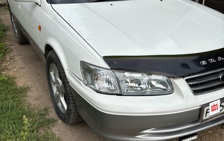 Toyota Camry, 1999 год, 350 000 рублей, 7 фотография