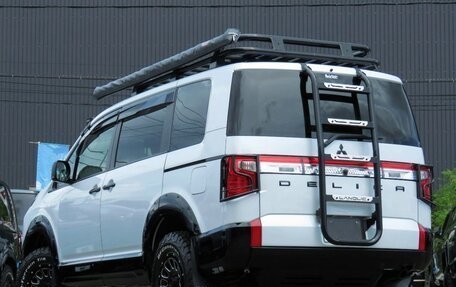 Mitsubishi Delica D:5 I, 2022 год, 2 174 000 рублей, 5 фотография