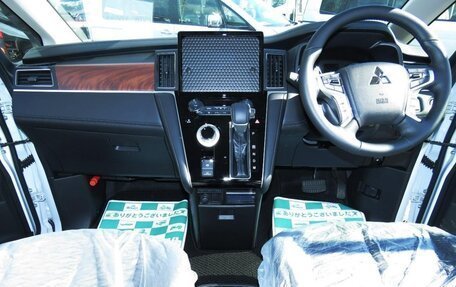 Mitsubishi Delica D:5 I, 2022 год, 2 174 000 рублей, 15 фотография