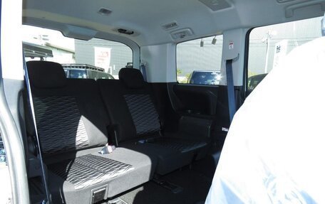 Mitsubishi Delica D:5 I, 2022 год, 2 174 000 рублей, 32 фотография